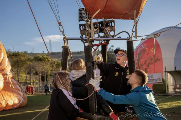 Fragneto Monforte Balloon Festival 2025, giovedì 9 ottobre: mongolfiere a Fragneto Monforte