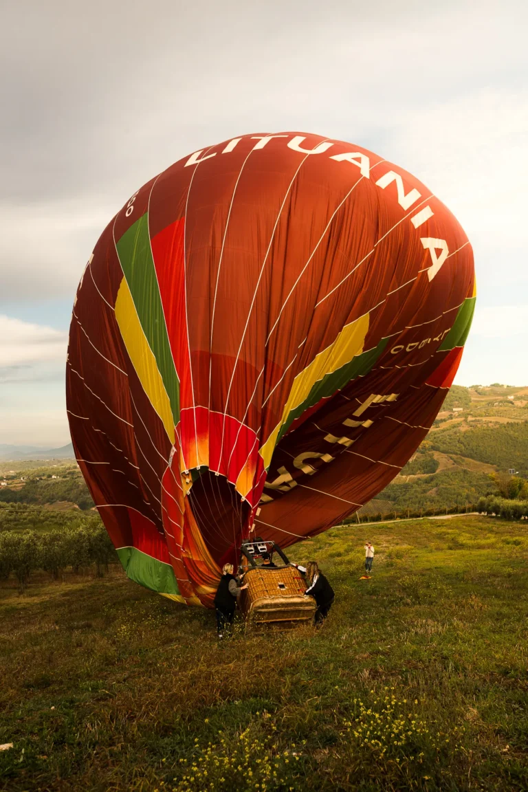 Fragneto Monforte Balloon Festival 2025, venerdì 10 ottobre: mongolfiere a Fragneto Monforte